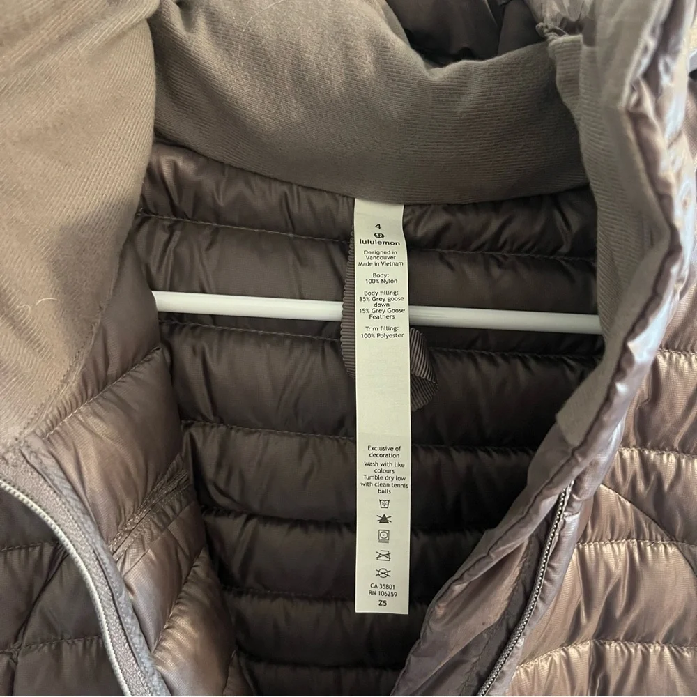 Lululemon Pack it Down Lunar Rock Shine Jacket